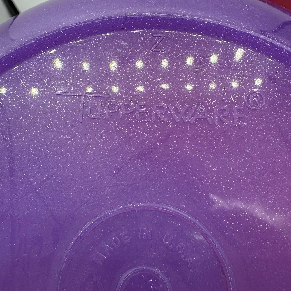 Tupperware Wonderlier Bowls w Seal Lids Nesting Modern Set of 5